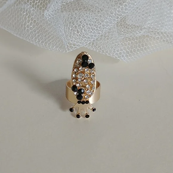 Black/White Gold Nail Ring! - Picture 4 of 5